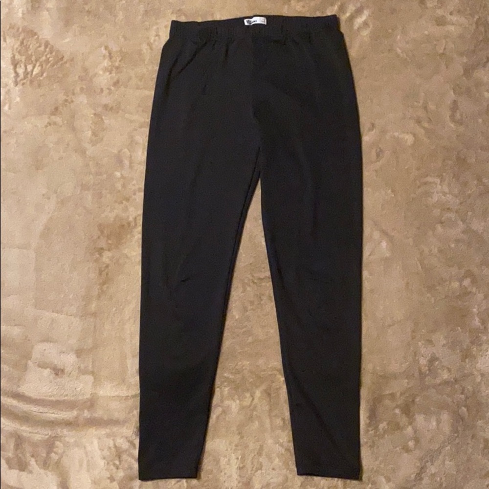 Black leggings